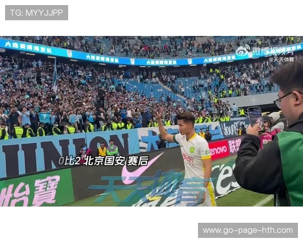 大连英博林良铭边路高速传中:现代足球的创新与激情